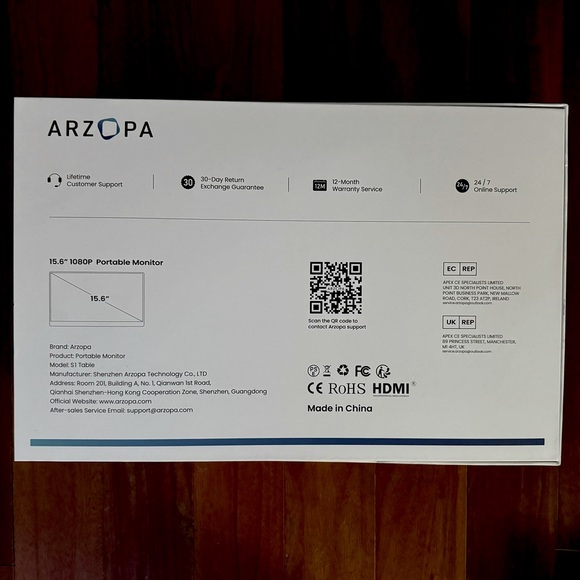 15.6" PORTABLE MONITOR W/ MAGNETIC SMART COVER - MATTE BLACK - Picture 4 of 4